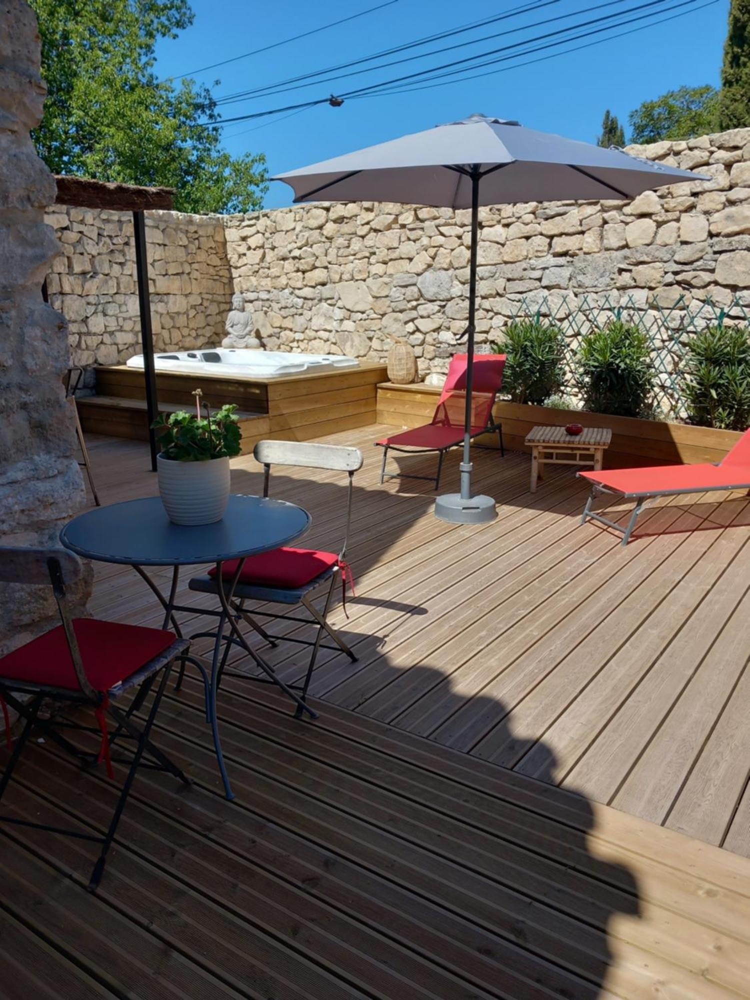 Murs  Chez Daniele Chambre Avec Jacuzzi Et Terrasse Privee المظهر الخارجي الصورة